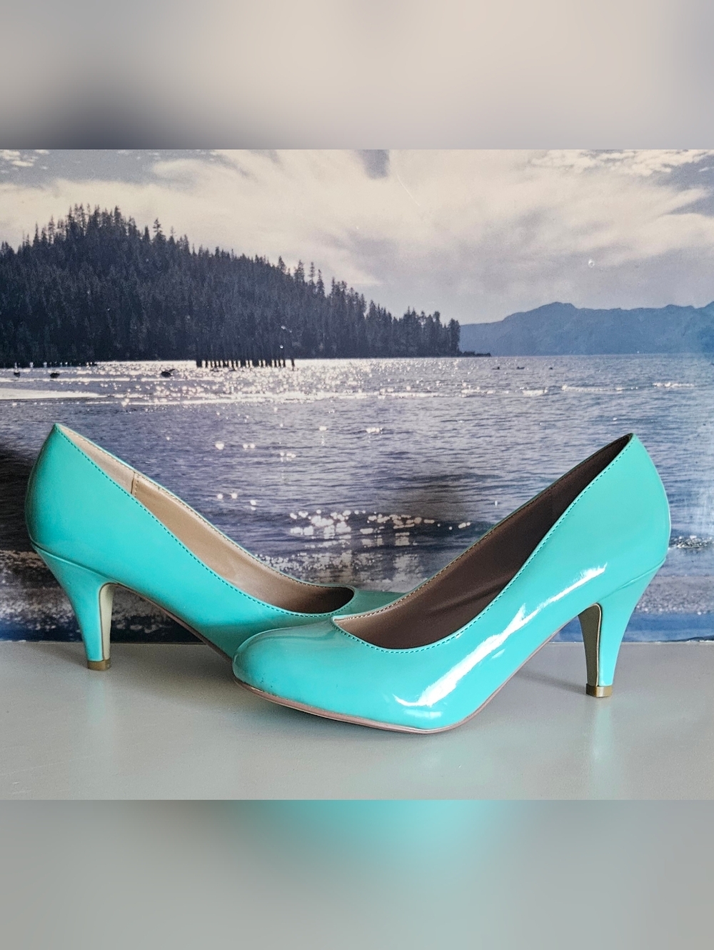 NWOT JG Patent Leather Pumps